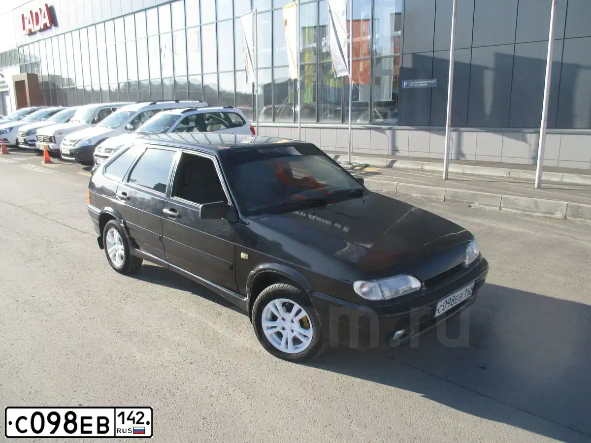 Фото автомобиля LADA 2114 SAMARA, 2010 — госномер С098ЕВ142. Цвет: Сине-Черный