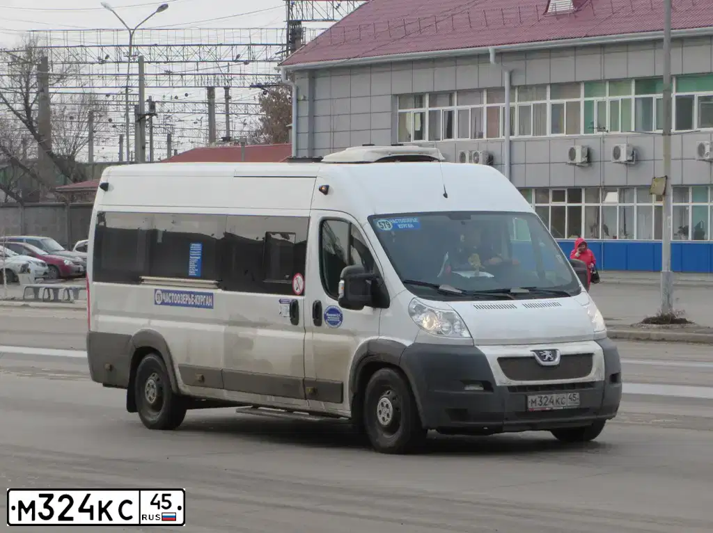 Фото автомобиля PEUGEOT BOXER, 2013 — госномер О927РМ193. Цвет: Белый