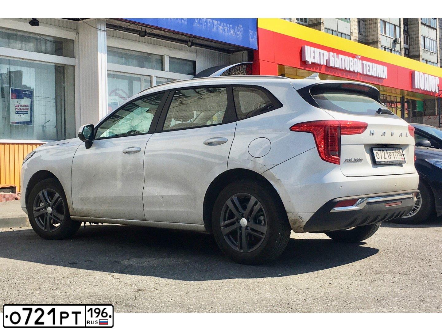 Фото автомобиля HAVAL JOLION, 2023 — госномер О721РТ196. Цвет: Белый