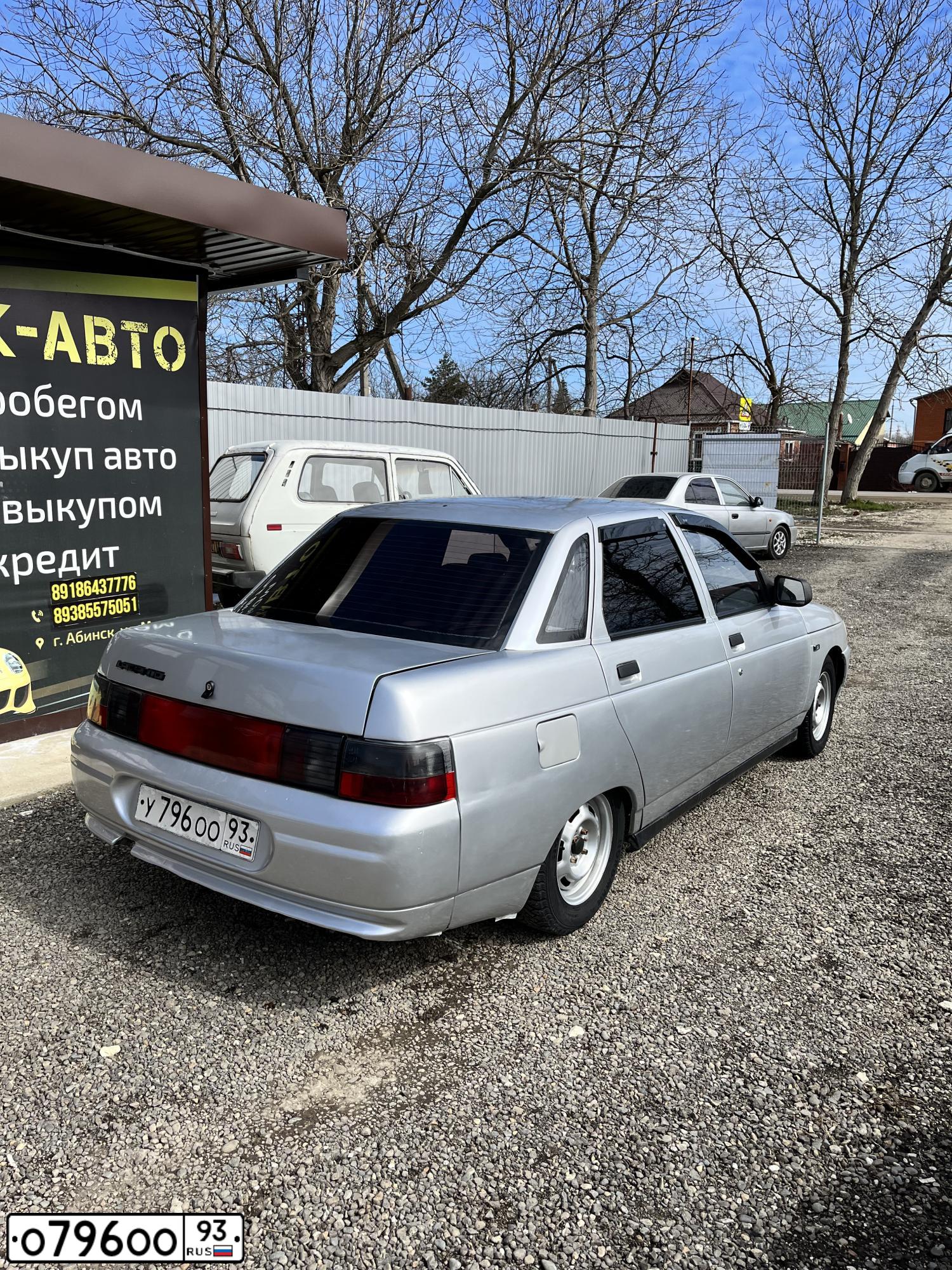 Фото автомобиля LADA 2110, 2000 — госномер О796ОО93. Цвет: СВЕТЛО-СЕРЕБРИСТЫЙ МЕТАЛЛ
