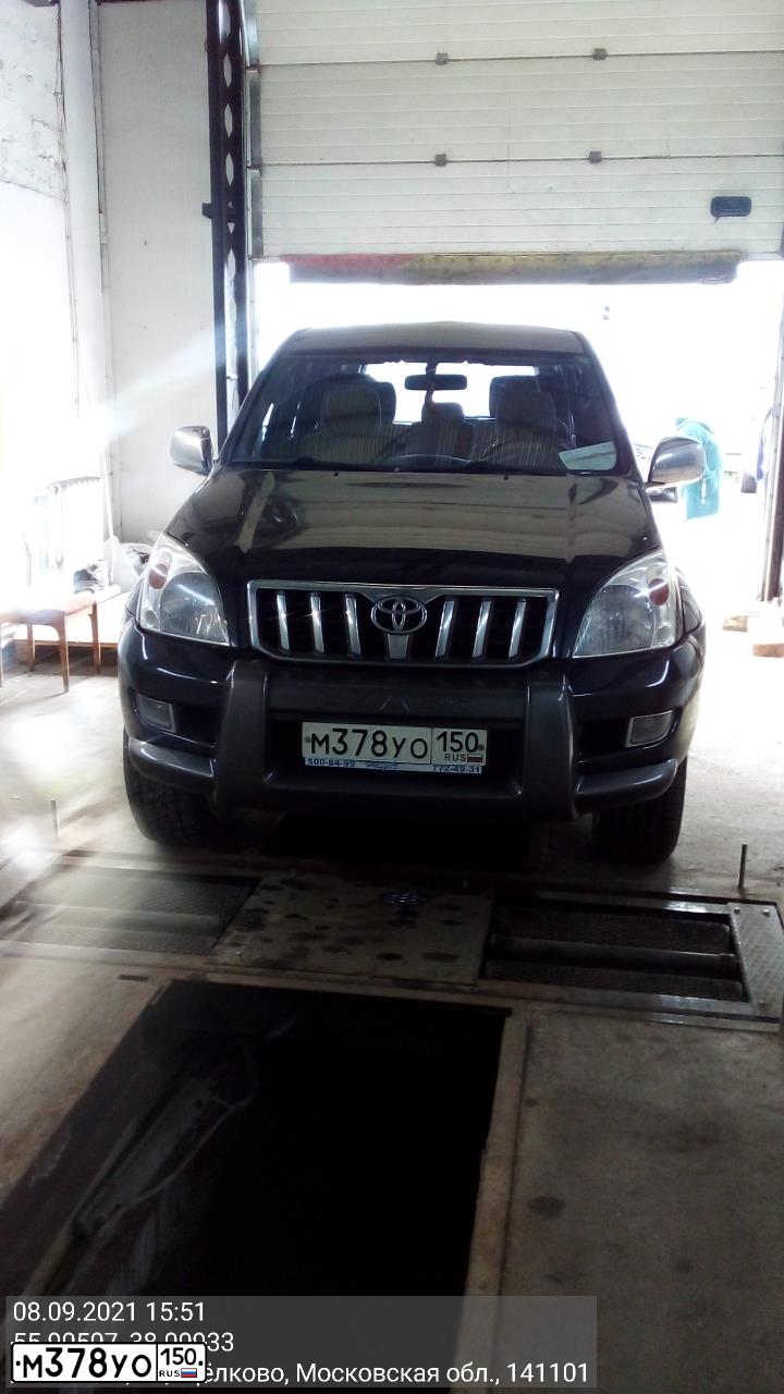 Фото автомобиля TOYOTA LANDCRUISER, 2008 — госномер М378УО150. Цвет: ЧЕРНЫЙ