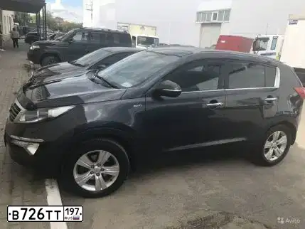Фото автомобиля KIA SPORTAGE, 2012 — госномер В726ТТ197. Цвет: Серый