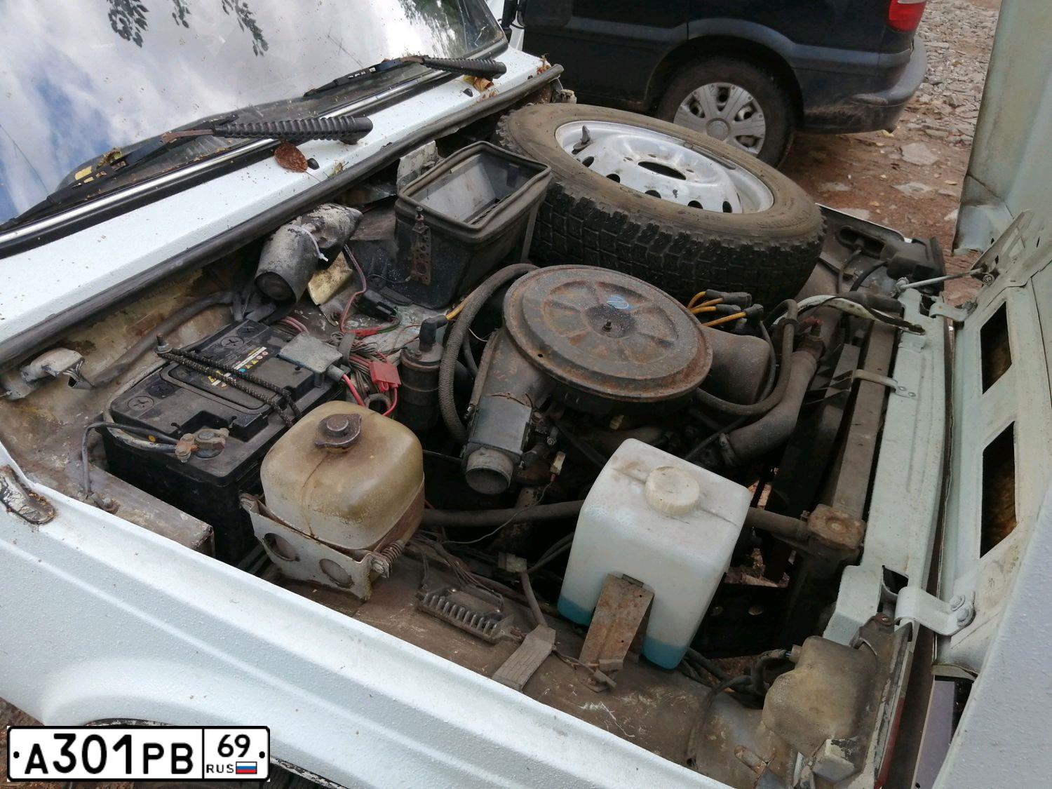 Фото автомобиля LADA 2121 NIVA, 1999 — госномер С919ЕС99. Цвет: ЯРКО-БЕЛЫЙ