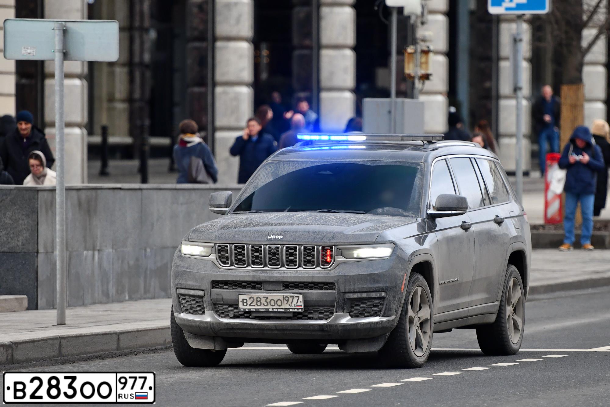 Фото автомобиля JEEP GRAND CHEROKEE, 2022 — госномер В283ОО977