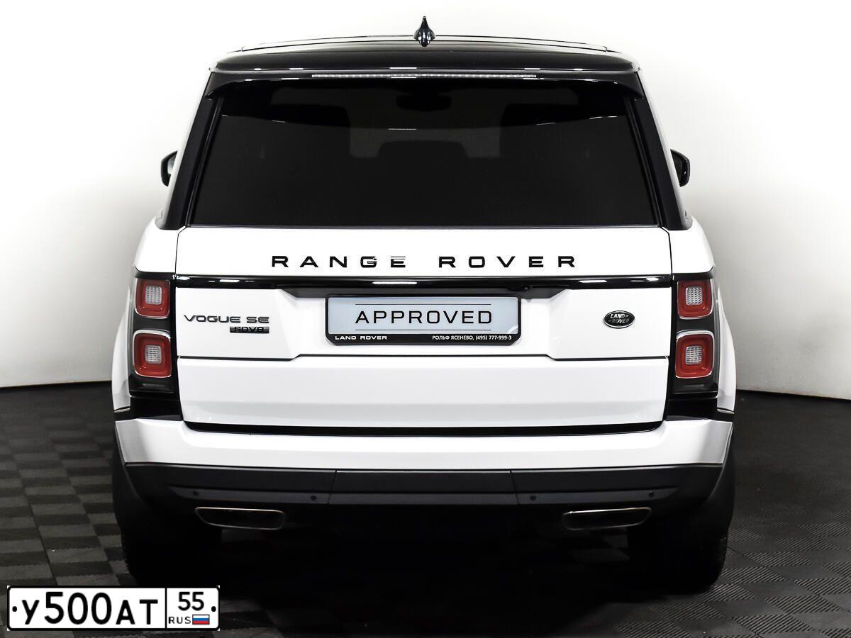 Фото автомобиля LAND ROVER RANGE ROVER, 2018 — госномер Р957ВВ48. Цвет: Белый/черный