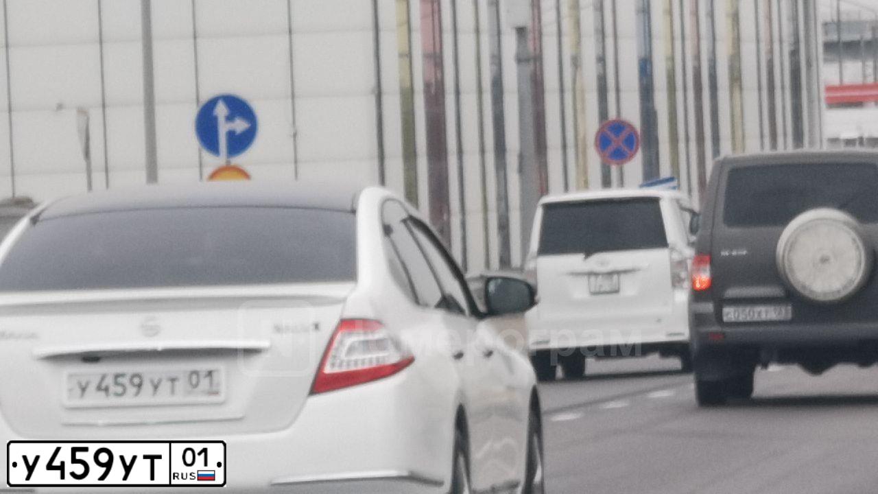 Фото автомобиля NISSAN TEANA, 2012 — госномер У459УТ01. Цвет: Белый