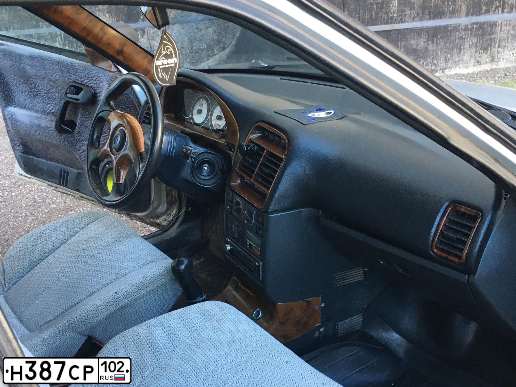 Фото автомобиля LADA 2112 LADA, 2004 — госномер Н387СР102. Цвет: СВЕТЛО-СЕРЕБРИСТЫЙ