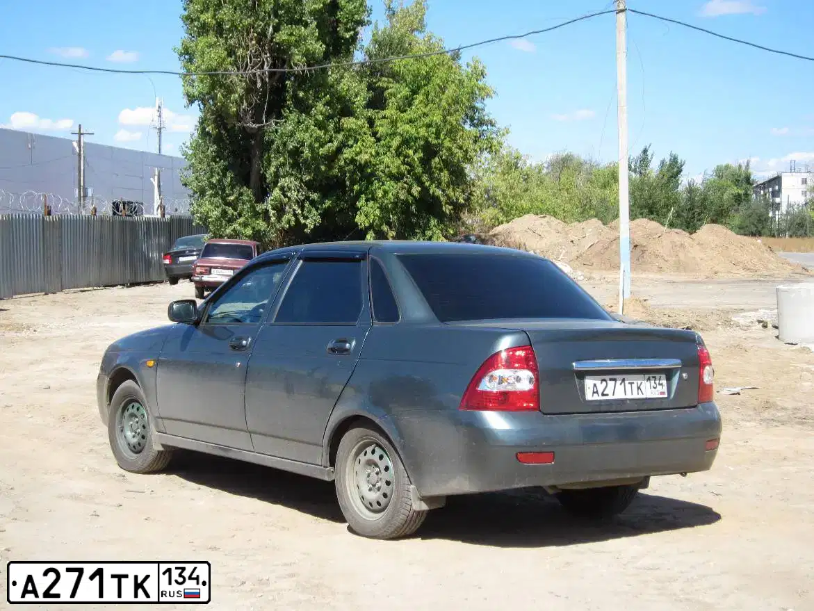 Фото автомобиля LADA 2170 PRIORA, 2011 — госномер Р004АВ34. Цвет: СЕРО СИНЕ ЗЕЛЕНЫЙ
