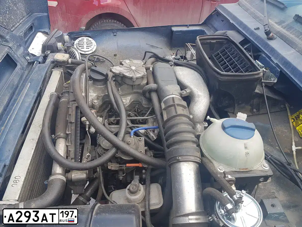 Фото автомобиля LADA 2131 NIVA, 2001 — госномер А293АТ197. Цвет: СИНИЙ