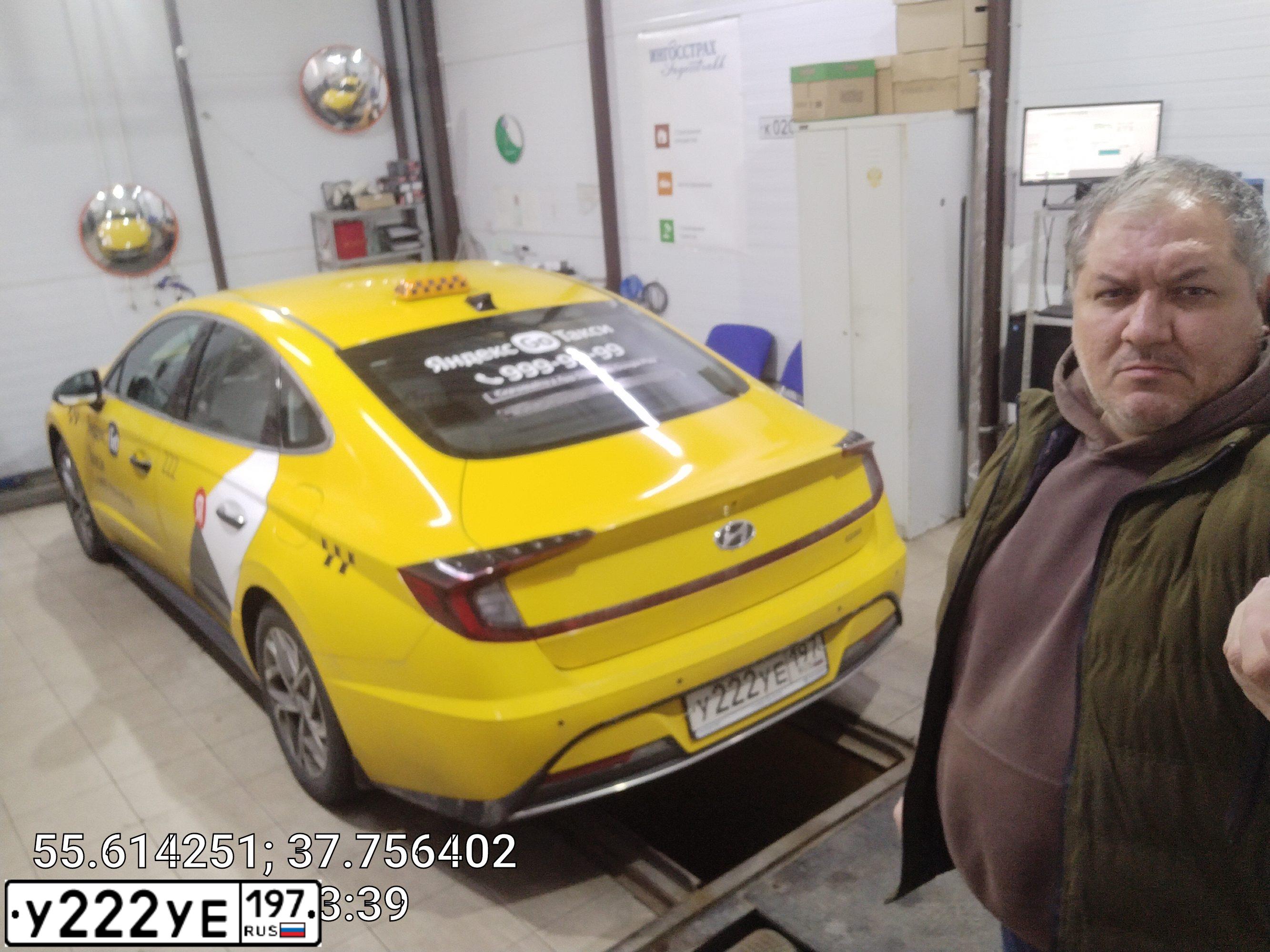 Фото автомобиля PEUGEOT 308, 2008 — госномер М430ЕУ13. Цвет: Серый