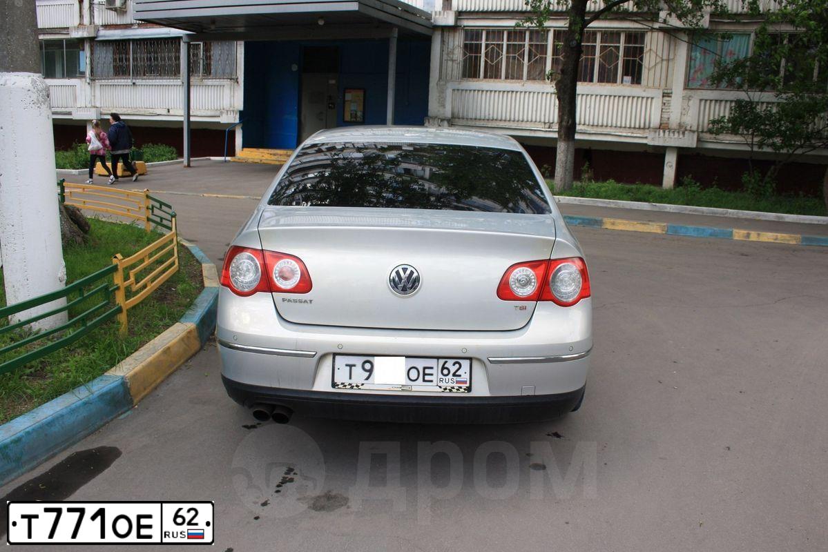 Фото автомобиля LADA 1118 KALINA, 2010 — госномер Е028РУ62. Цвет: Серебристый