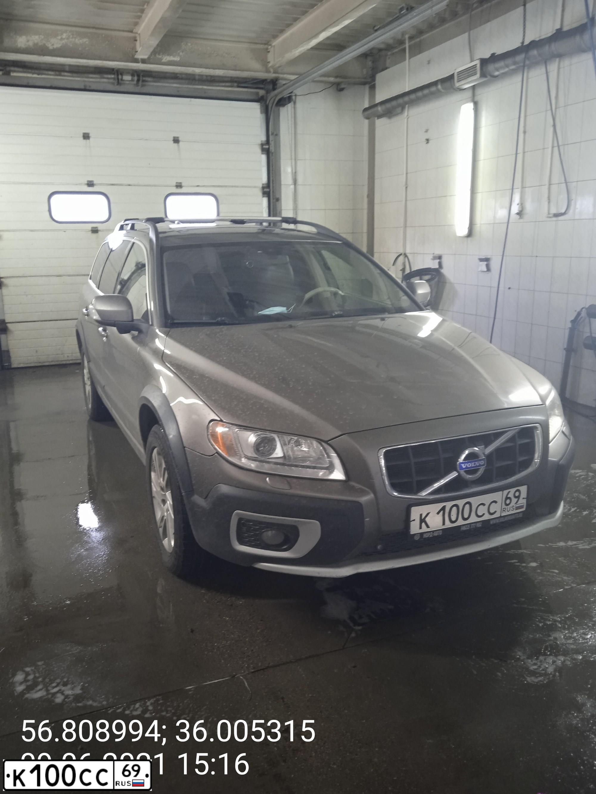 Фото автомобиля VOLVO XC70, 2008 — госномер А906СМ60