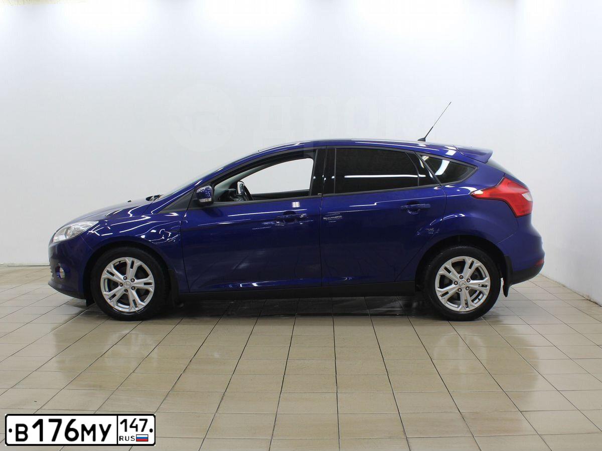 Фото автомобиля FORD FOCUS, 2014 — госномер В176МУ147. Цвет: синий
