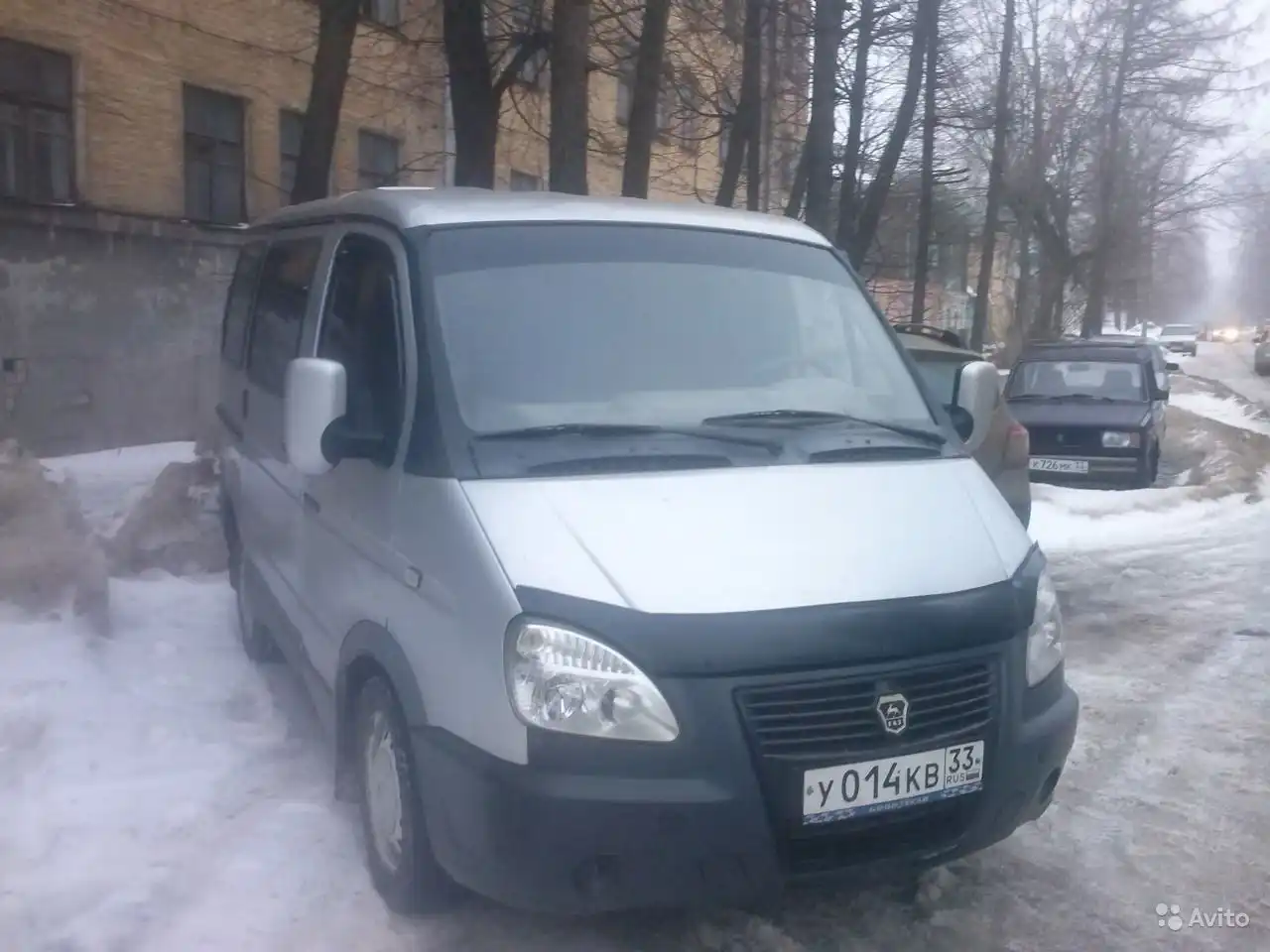 Фото автомобиля GAZ 2217 SOBOL, 2005 — госномер У014КВ33. Цвет: СЕРЫЙ