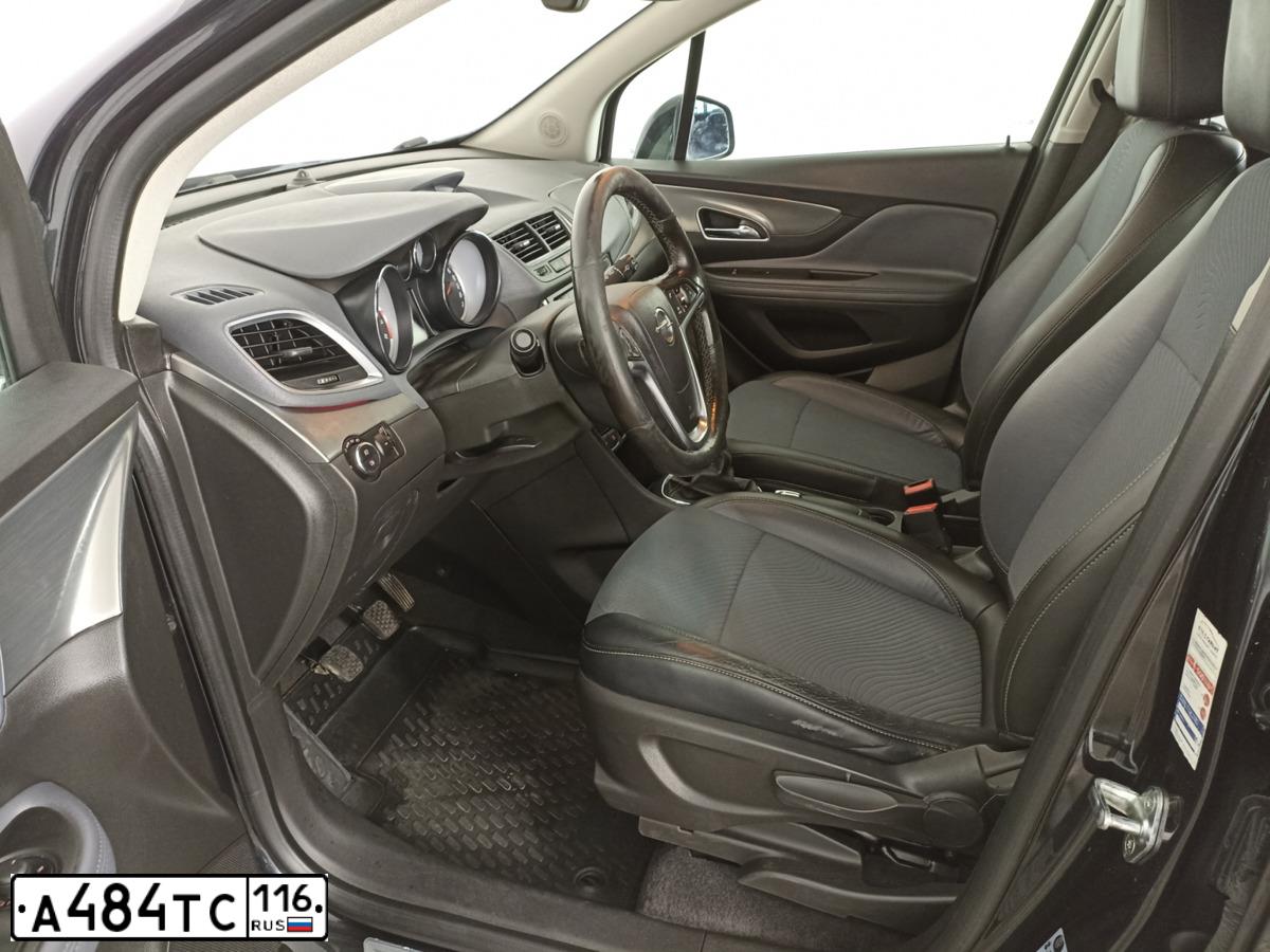 Фото автомобиля MITSUBISHI OUTLANDER, 2015 — госномер А484ТС116. Цвет: СЕРЫЙ