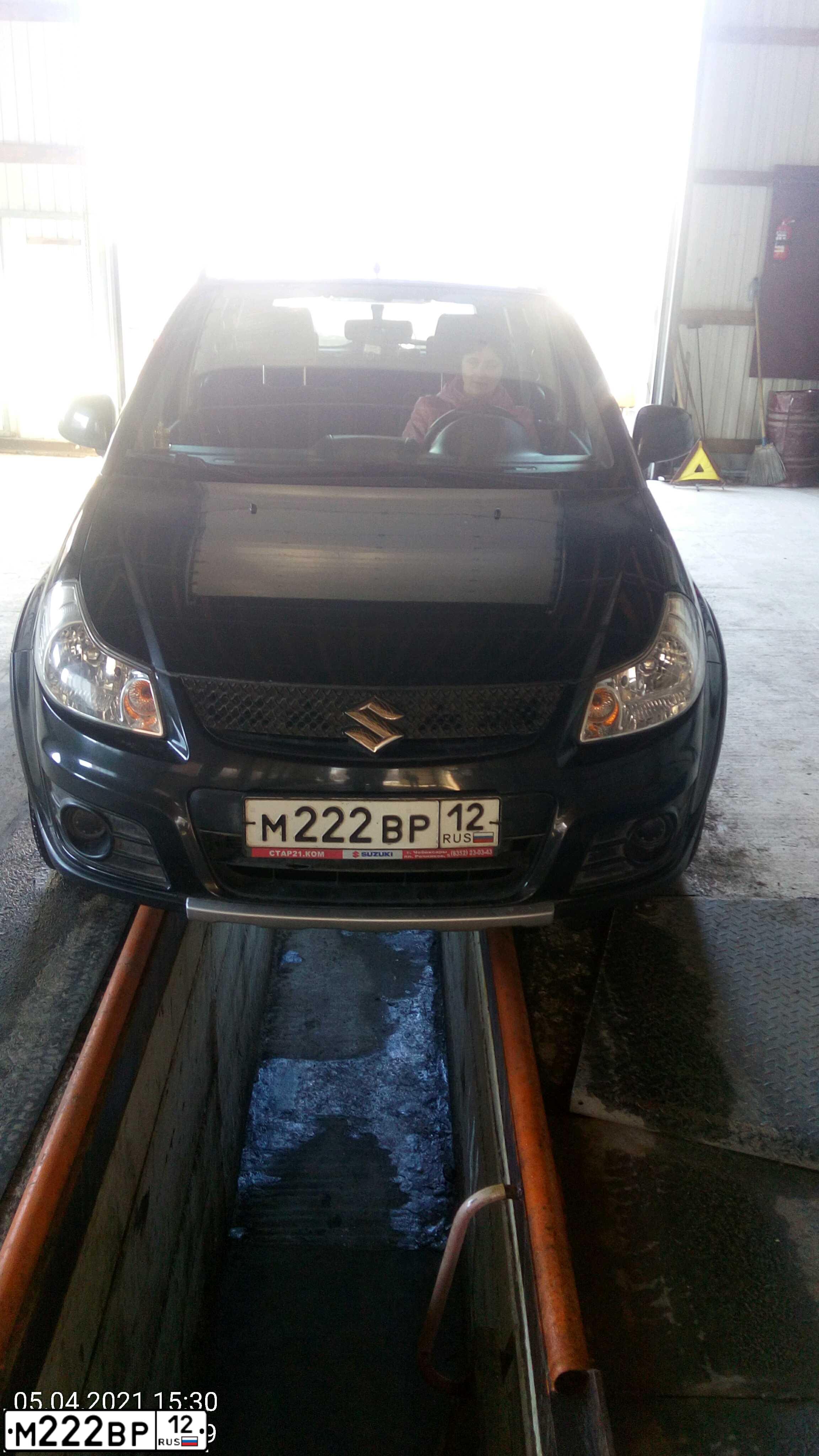 Фото автомобиля SUZUKI SX 4, 2012 — госномер М222ВР12. Цвет: ЧЕРНЫЙ