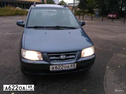 Фото автомобиля HYUNDAI I MATRIX, 2005 — госномер Е239КС790. Цвет: синий