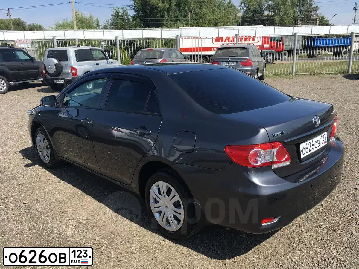 Фото автомобиля TOYOTA COROLLA, 2010 — госномер К700КМ123. Цвет: Серый
