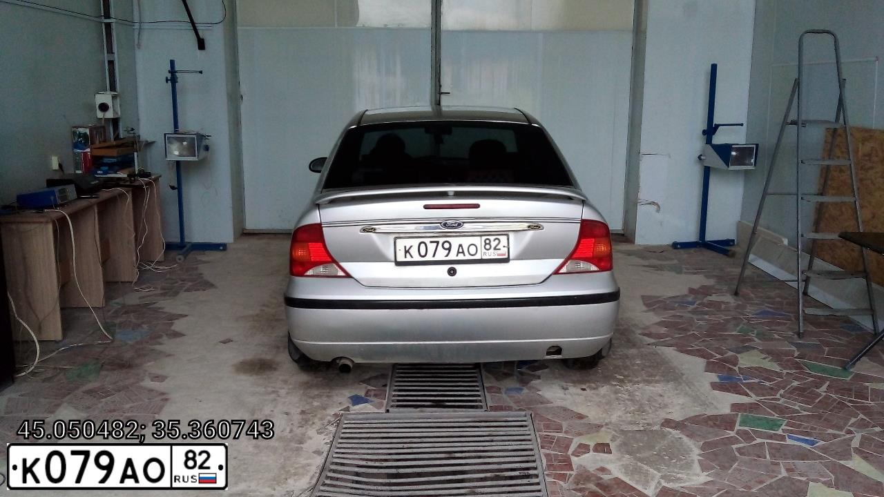Фото автомобиля FORD FOCUS, 2005 — госномер К079АО82. Цвет: серебристый