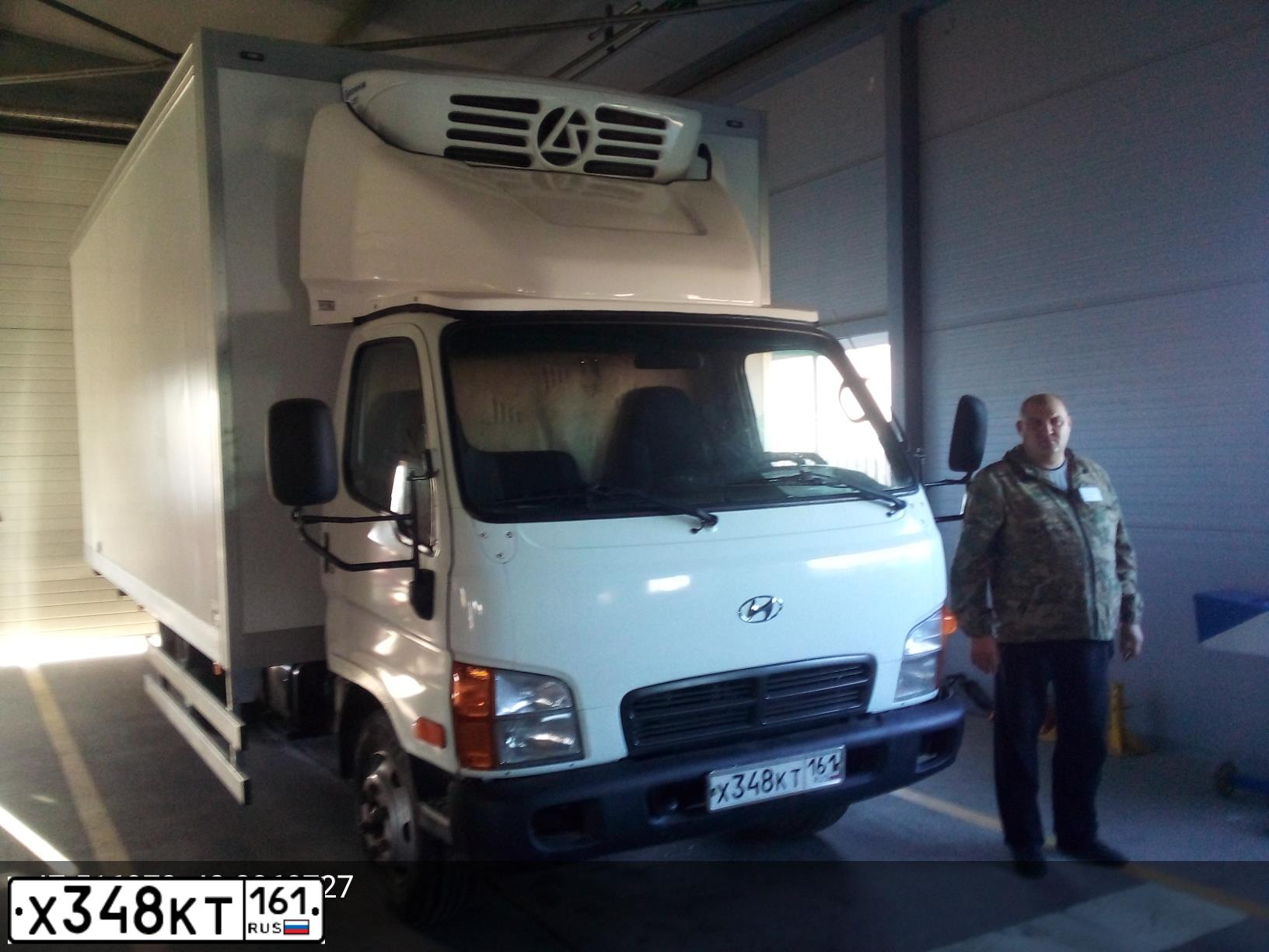 Фото автомобиля HYUNDAI HD-SERIE, 2006 — госномер Х348КТ161. Цвет: Белый