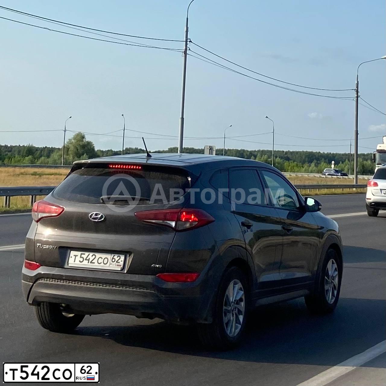 Фото автомобиля HYUNDAI TUCSON, 2016 — госномер Т542СО62. Цвет: КОРИЧНЕВЫЙ