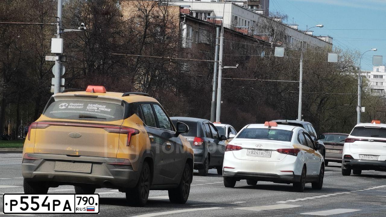 Фото автомобиля MERCEDES-BENZ S63, 2018 — госномер Н796ВЕ977. Цвет: ЧЕРНЫЙ