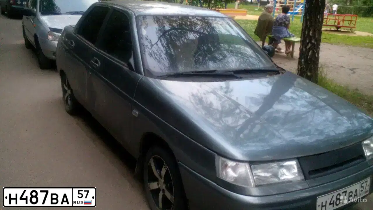 Фото автомобиля LADA 2110, 2006 — госномер Р677МС48. Цвет: СРЕДНИЙ СЕРО-ЗЕЛЕНЫЙ МЕТ