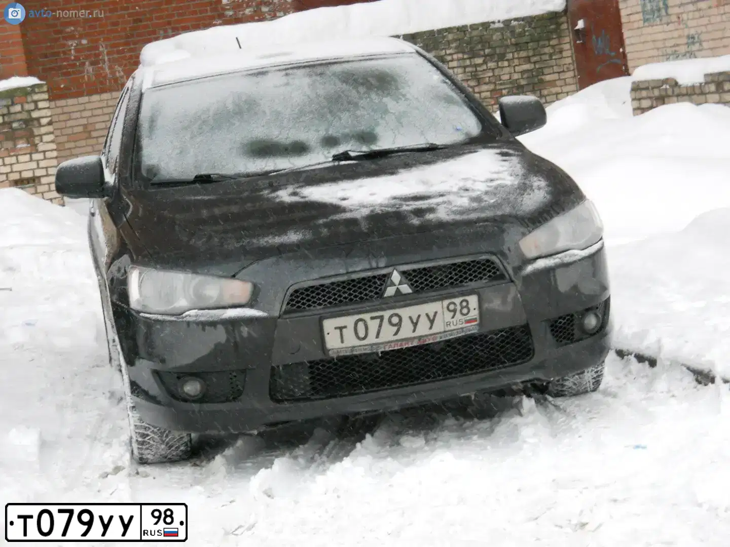 Фото автомобиля MITSUBISHI LANCER, 2008 — госномер Т079УУ98. Цвет: ЧЕРНЫЙ