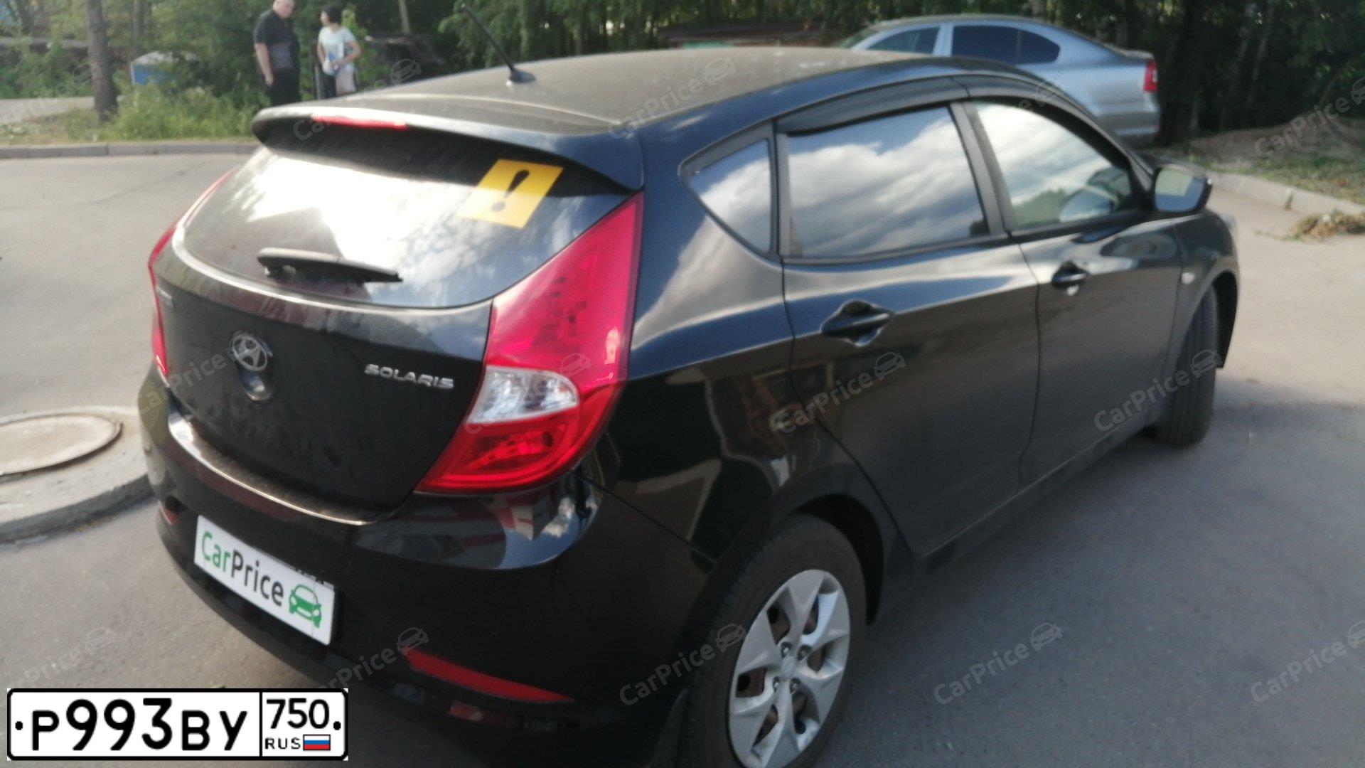 Фото автомобиля HYUNDAI SOLARIS, 2014 — госномер Р993ВУ750. Цвет: ЧЕРНЫЙ