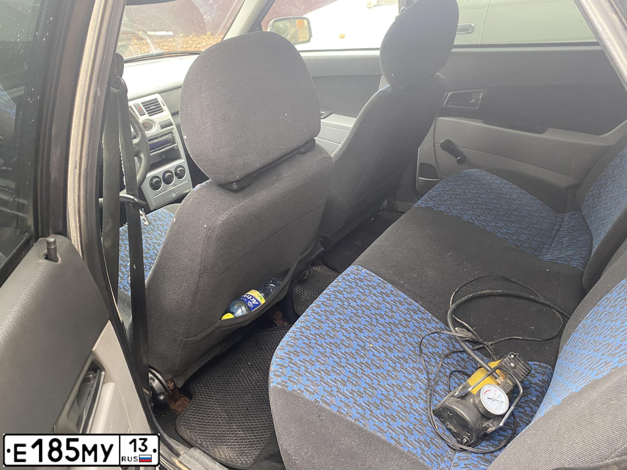 Фото автомобиля LADA 2170 PRIORA, 2008 — госномер Е185МУ13. Цвет: ГРАФИТОВЫЙ МЕТАЛЛИК
