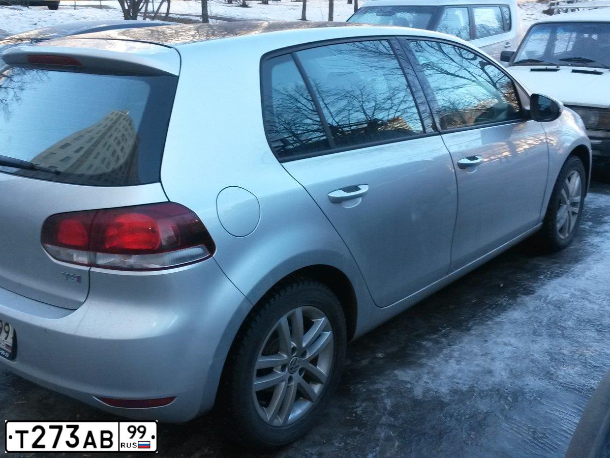 Фото автомобиля VOLKSWAGEN GOLF, 2012 — госномер С080СС73. Цвет: СЕРЕБРИСТЫЙ