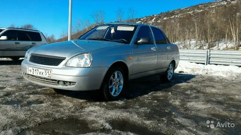 Фото автомобиля LADA 2170 PRIORA, 2007 — госномер А896РК51. Цвет: Светло-Серебристый металлик