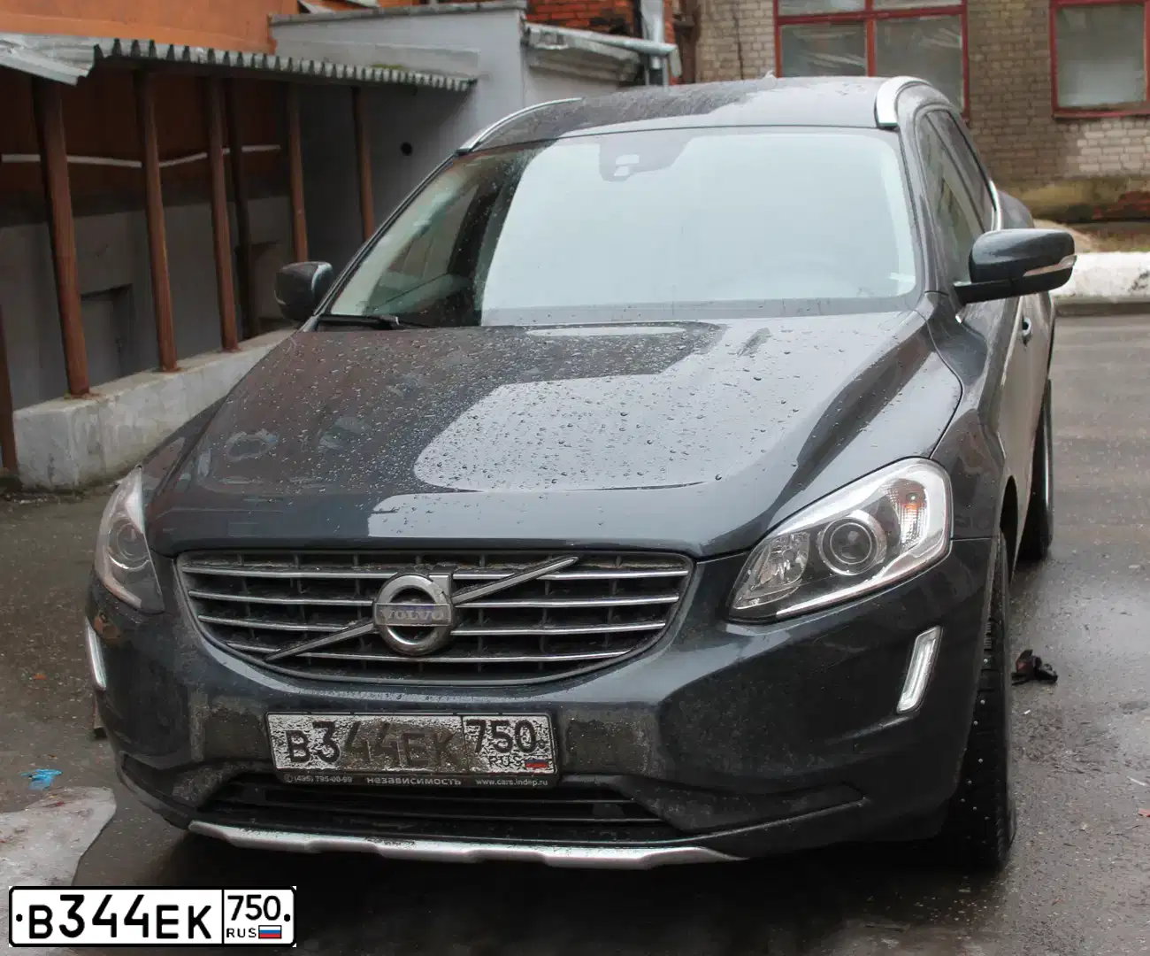 Фото автомобиля VOLVO XC60, 2013 — госномер В344ЕК750. Цвет: СЕРЫЙ ТЕМНЫЙ