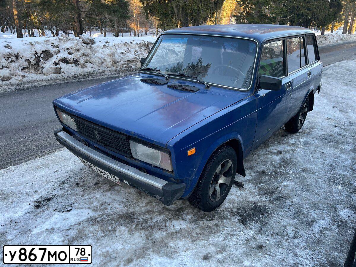 Фото автомобиля LADA 2104, 2002 — госномер У867МО78. Цвет: синий