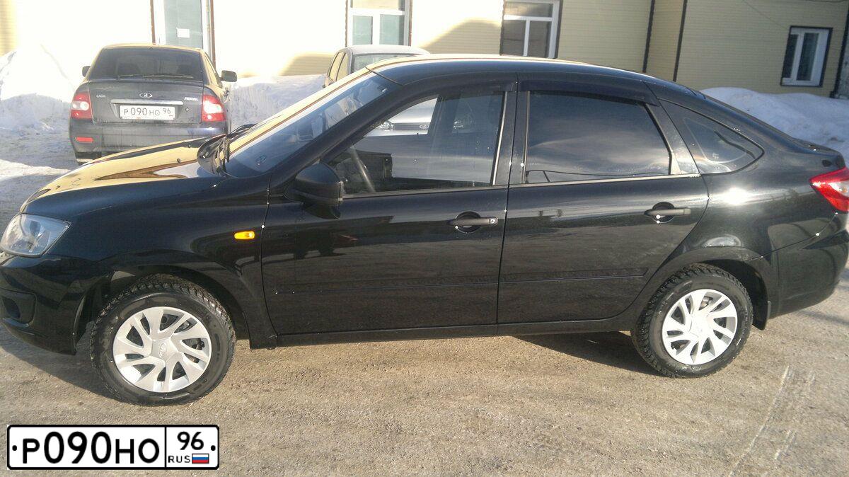 Фото автомобиля LADA 2172 PRIORA, 2013 — госномер О883УС44. Цвет: синий