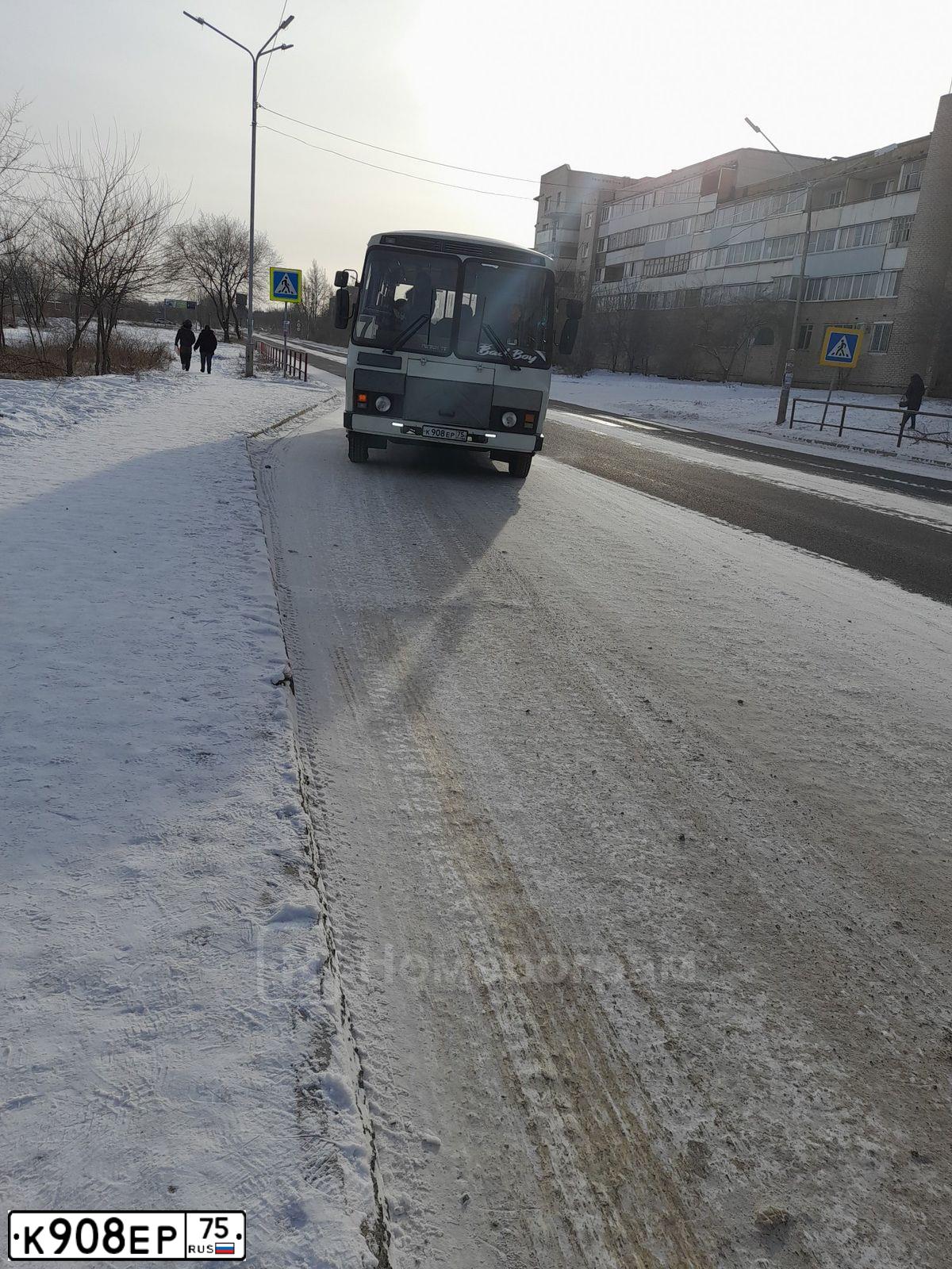 Фото автомобиля PAZ 4234, 2007 — госномер К908ЕР75. Цвет: Бело-Синий