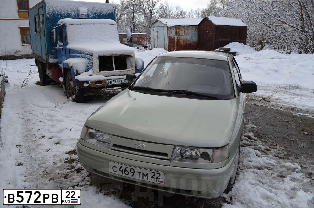 Фото автомобиля VAZ 2104 LADA, 1994 — госномер В572АВ22. Цвет: ВИШНЕВЫЙ