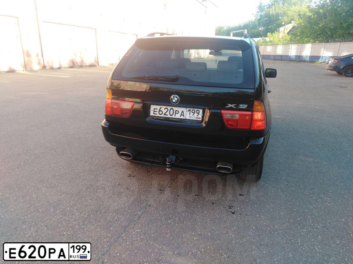 Фото автомобиля BMW X5, 2000 — госномер Е620РА199. Цвет: ЧЕРНЫЙ