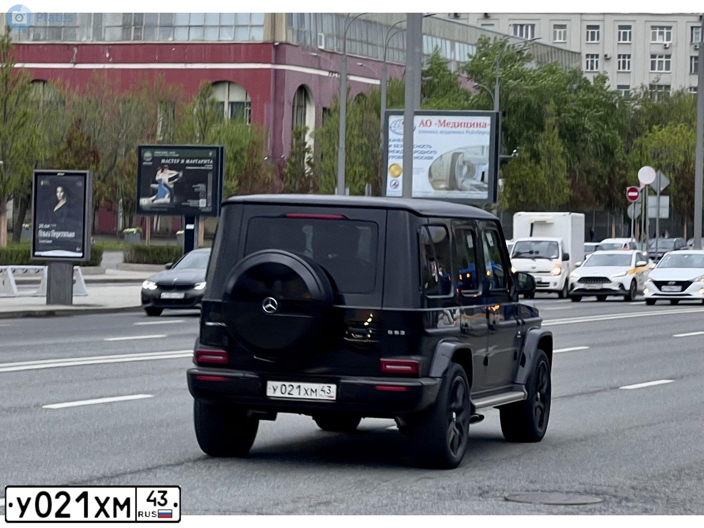 Фото автомобиля МЕРСЕДЕС-БЕНЦ AMG G 63, 2022 — госномер У021ХМ43. Цвет: ЧЕРНЫЙ