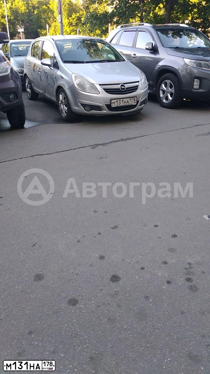 Фото автомобиля OPEL CORSA, 2008 — госномер М131НА178. Цвет: СЕРЕБРИСТЫЙ