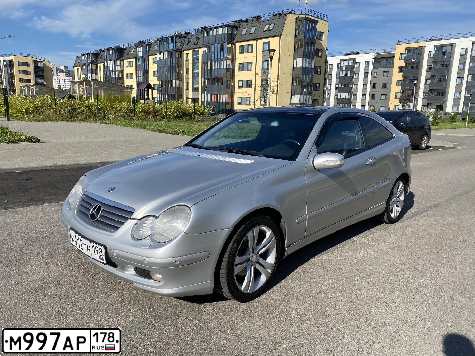 Фото автомобиля MERCEDES C-KLASSE, 2002 — госномер К188ВК147. Цвет: СЕРЕБРИСТЫЙ