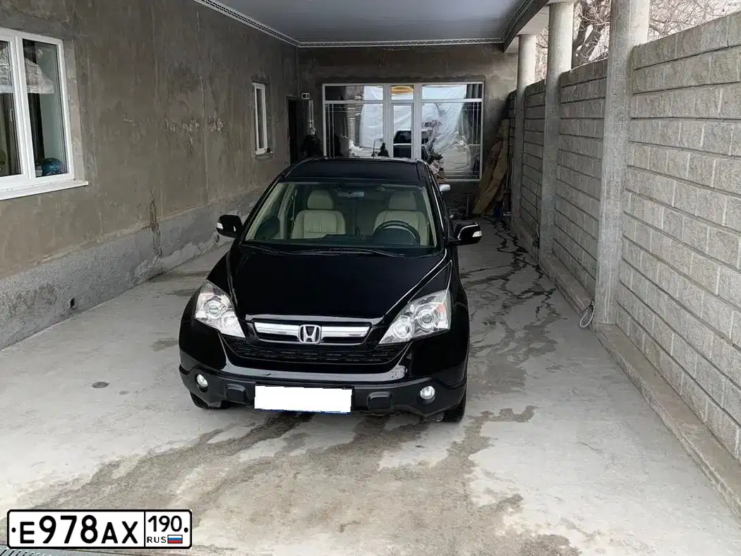 Фото автомобиля HONDA CR-V, 2008 — госномер Е978АХ190. Цвет: КОРИЧНЕВЫЙ ТЕМНЫЙ