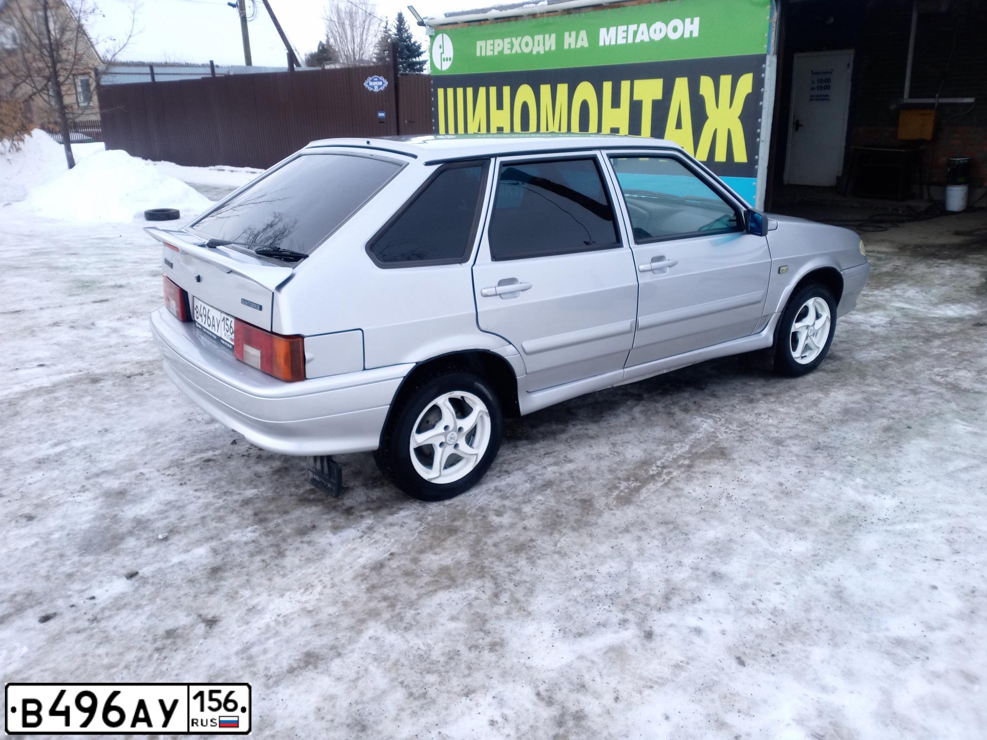 Фото автомобиля LADA 2114 SAMARA, 2013 — госномер В496АУ156. Цвет: СВЕТЛО-СЕРЕБРИСТЫЙ МЕТАЛЛ