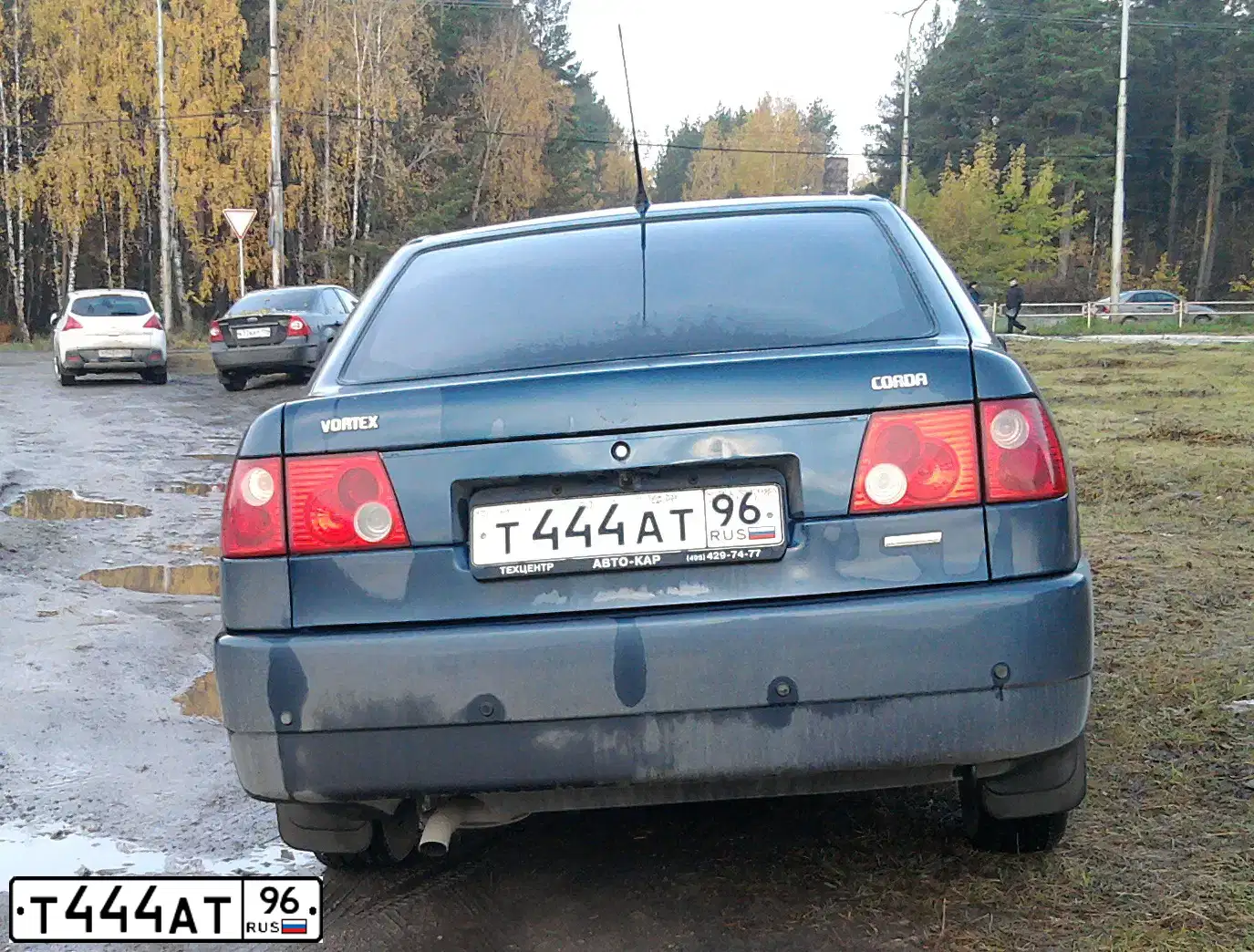 Фото автомобиля TAGAZ CORDA, 2010 — госномер Т444АТ96. Цвет: СИНИЙ