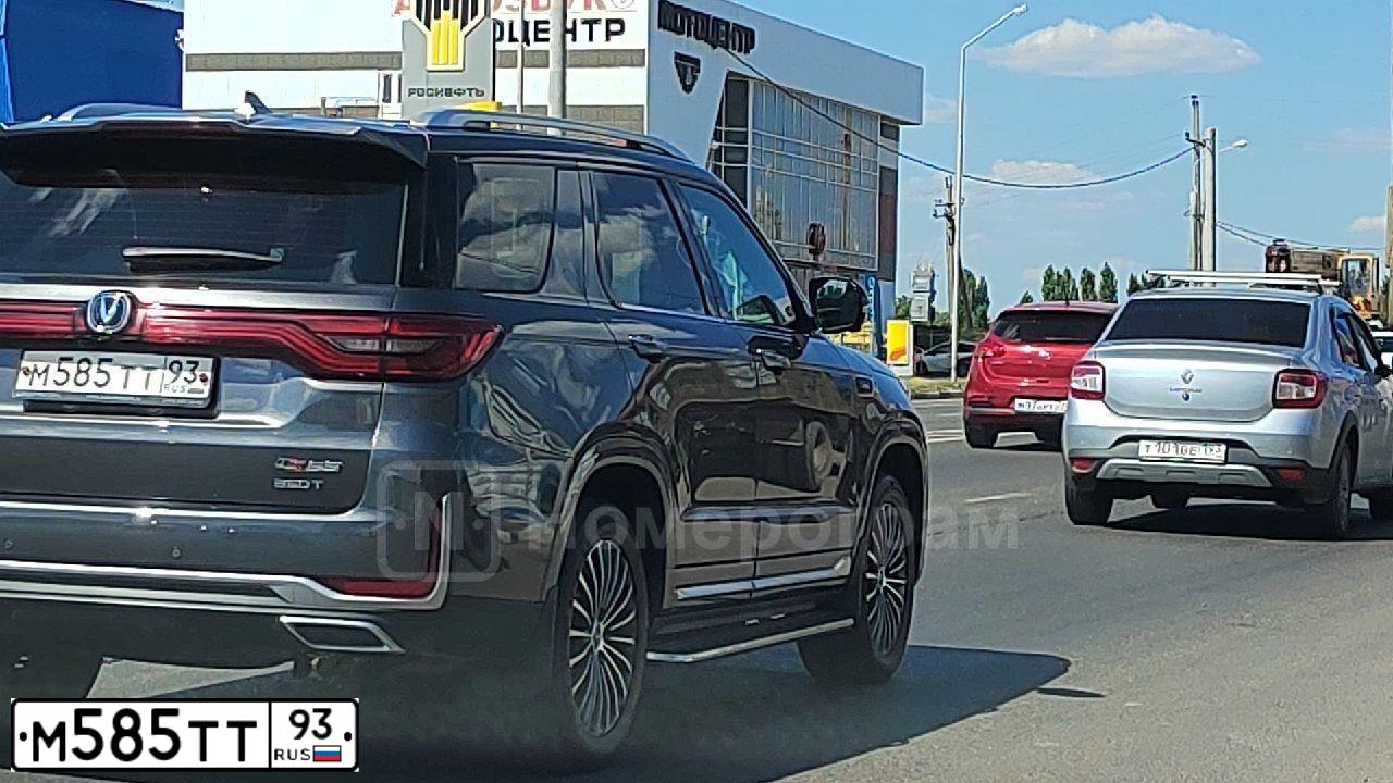 Фото автомобиля PEUGEOT 308, 2008 — госномер О045КУ193. Цвет: Красный