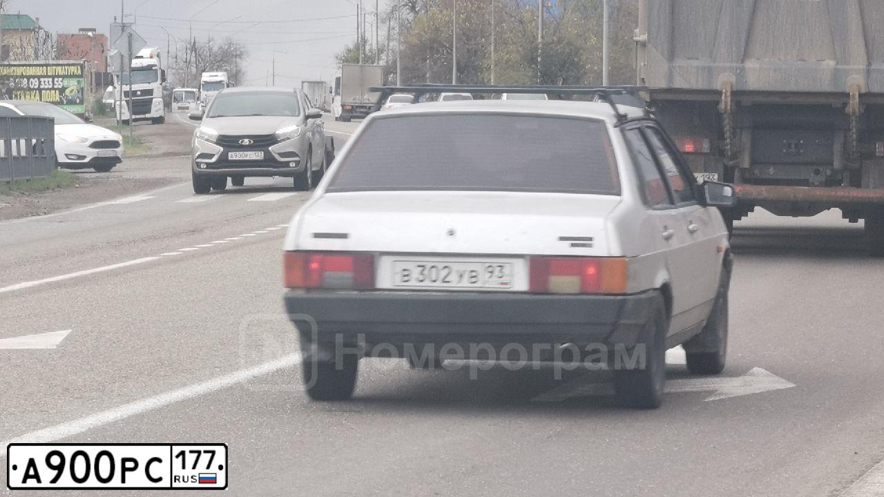 Фото автомобиля MERCEDES-BENZ ML350, 2007 — госномер Р992КТ180. Цвет: ЧЕРНЫЙ