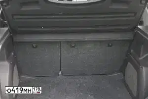 Фото автомобиля MITSUBISHI PAJERO, 2003 — госномер Т090ЕК977. Цвет: Серебристый