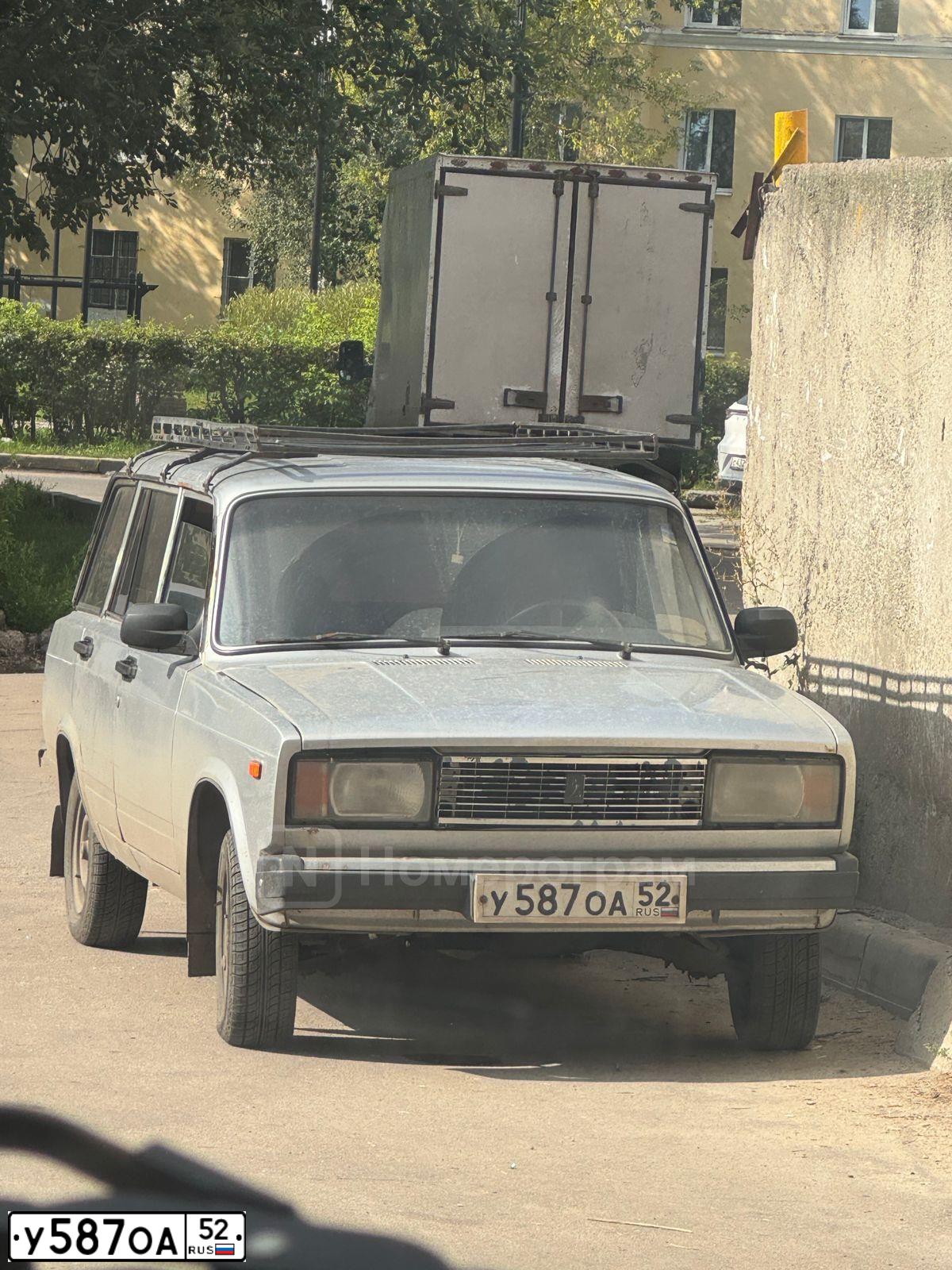 Фото автомобиля LADA 2104, 2008 — госномер У587ОА52. Цвет: СВЕТЛО-СЕРЫЙ
