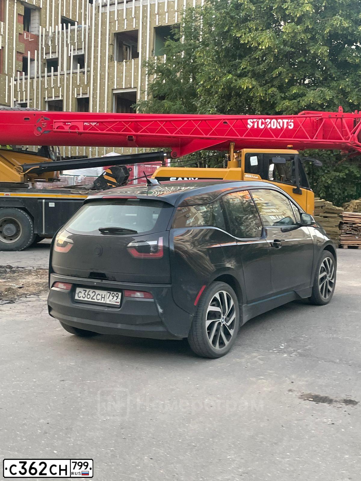 Фото автомобиля BMW I3 БЕЗ МОДЕЛИ, 2017 — госномер С362СН799. Цвет: ЧЕРНЫЙ