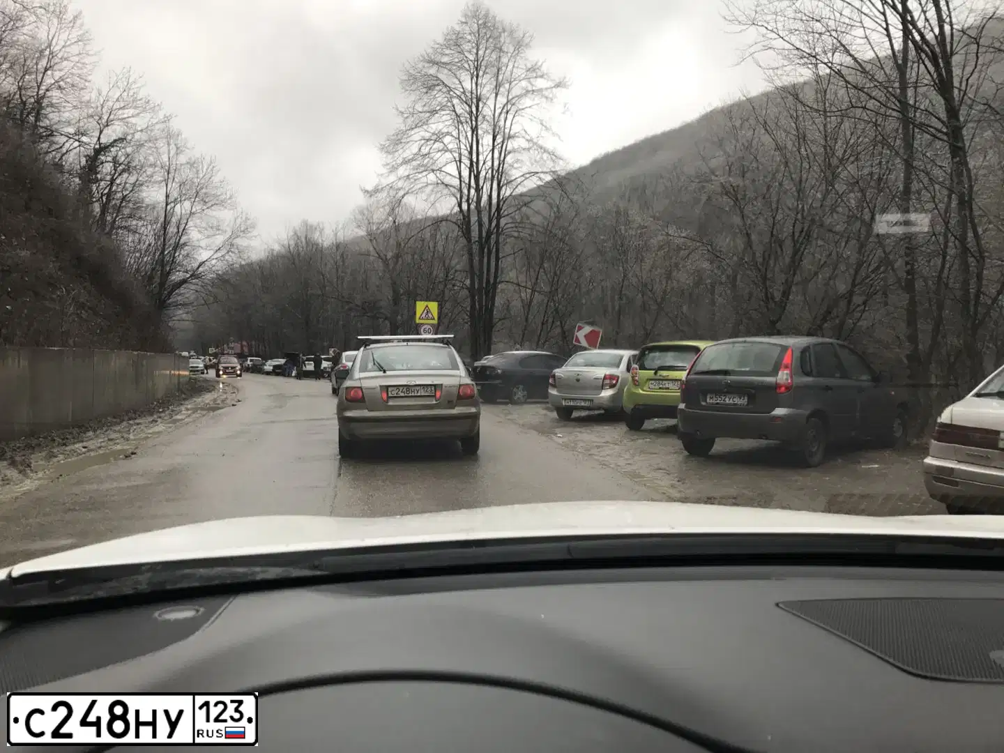 Фото автомобиля HYUNDAI ELANTRA, 2002 — госномер С248НУ123. Цвет: серебристый